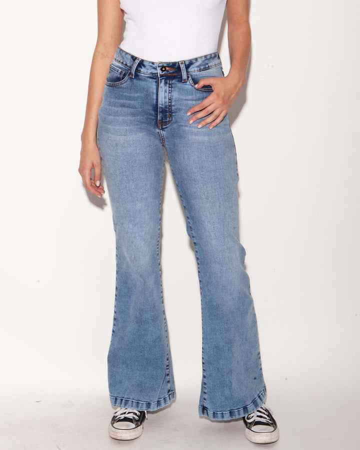 Jeans Flare Pepa Celeste