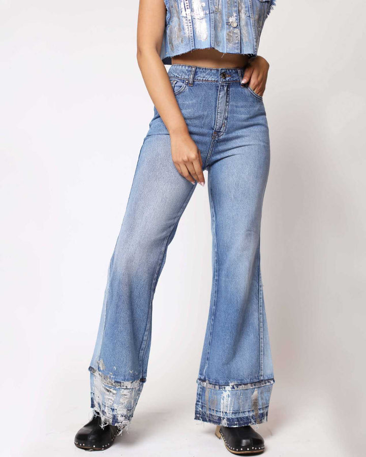 Jeans Ella Flare Metalizado Plata