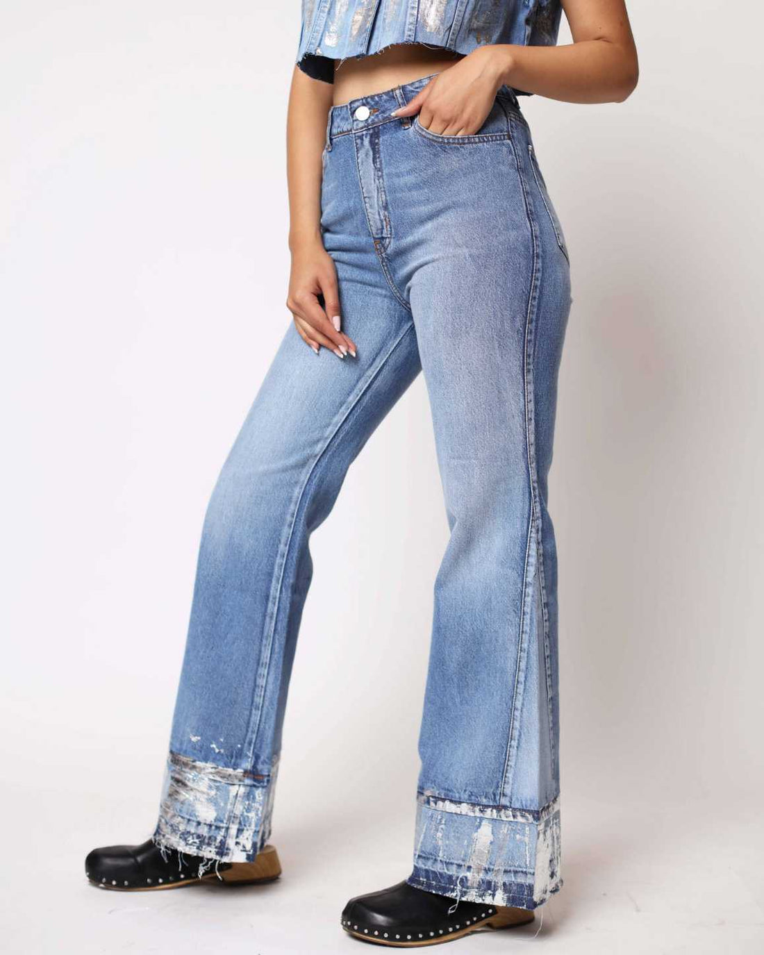 Jeans Ella Flare Metalizado Plata